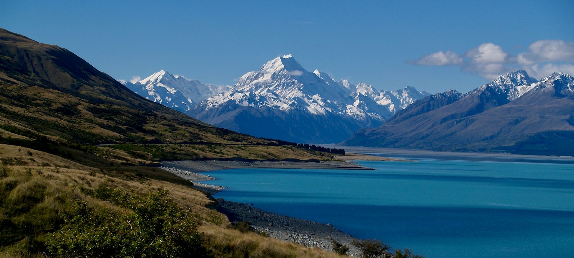 Aoraki / Mt Cook above Lake Pukaki